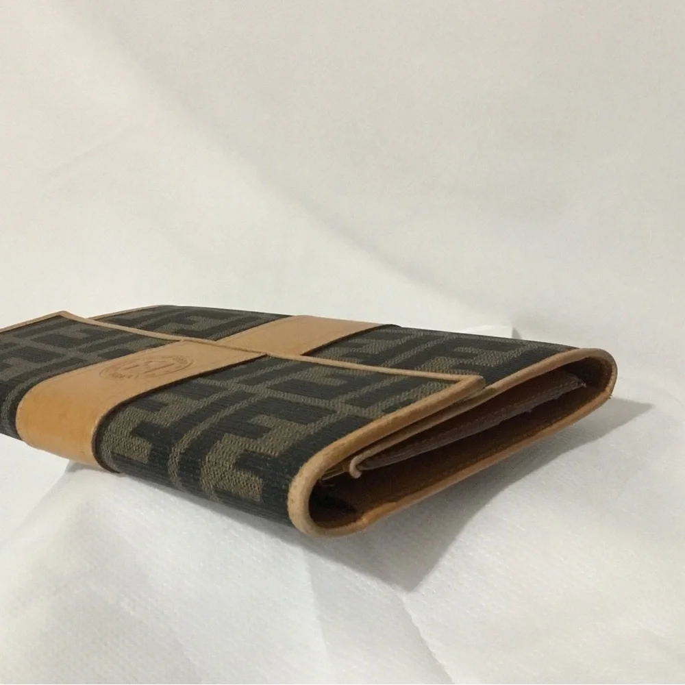 Authentic FENDI Brown Logo Wallet Trifold - Picture 9 of 16